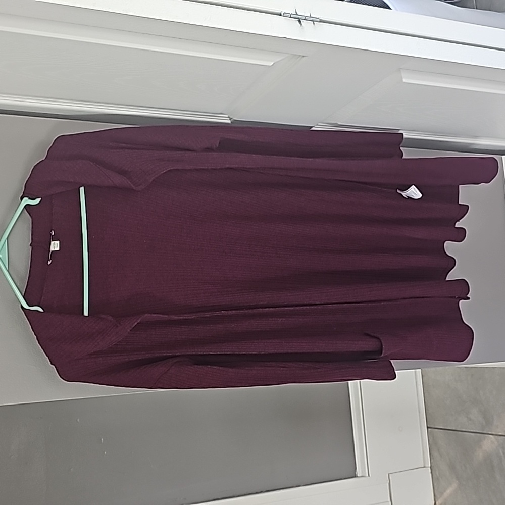 AE Cardigan